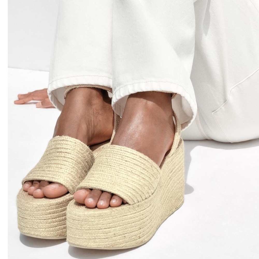 Zara Beige Wedge Sandals - Picture 2 of 6